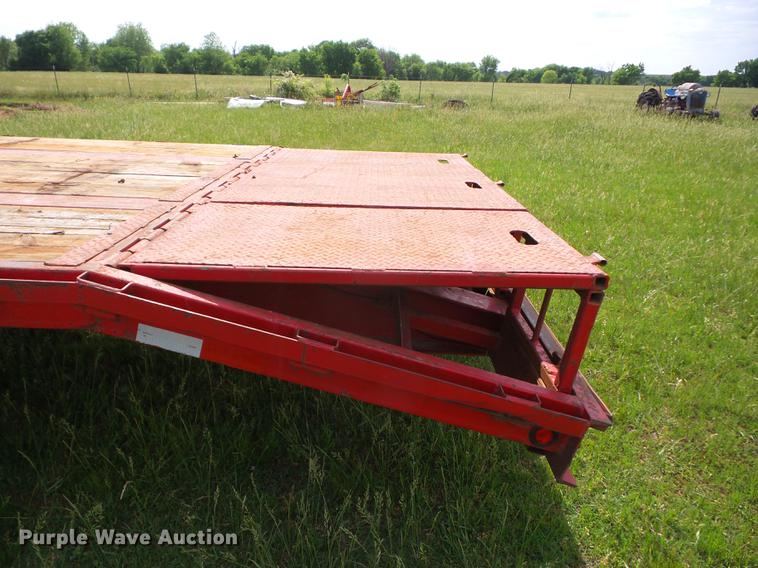 image for item BI9532 2013 Millertime 36GN drop deck equipment trailer