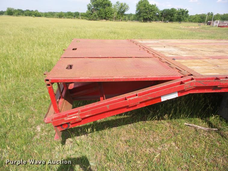 image for item BI9532 2013 Millertime 36GN drop deck equipment trailer