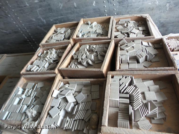 image for item BI9537 (22) pallets of tile