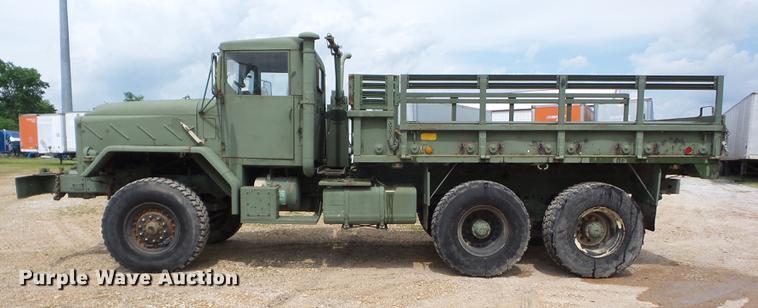 image for item BI9538 1985 Am General flatbed truck