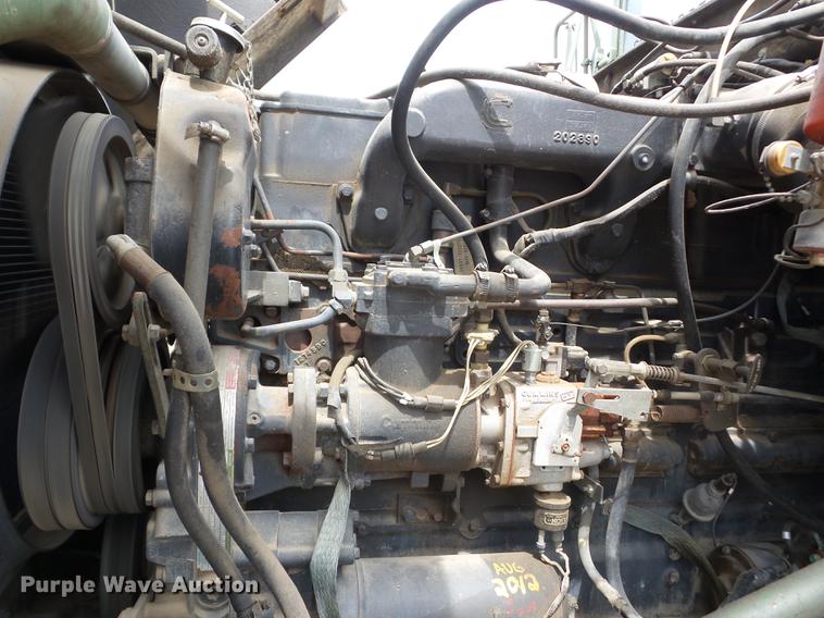 image for item BI9538 1985 Am General flatbed truck