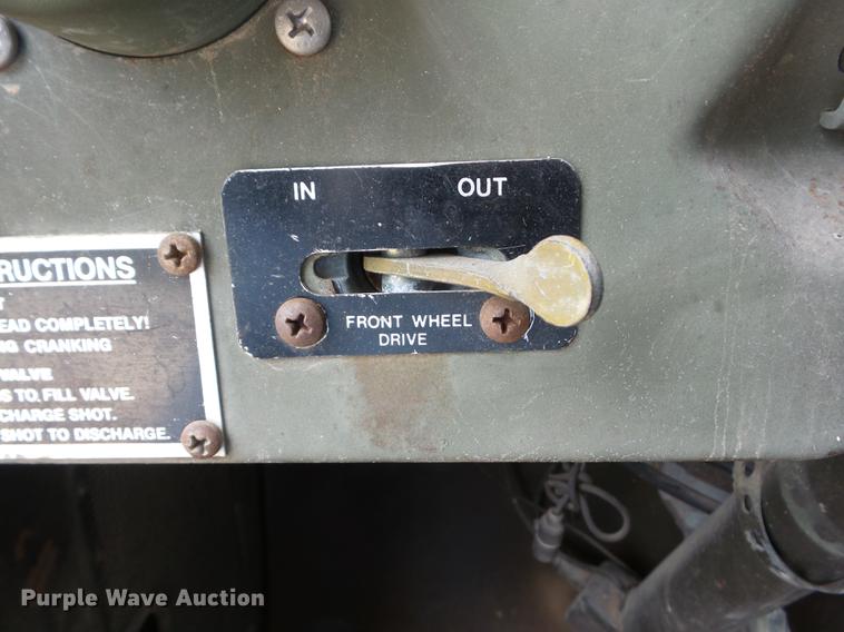 image for item BI9538 1985 Am General flatbed truck