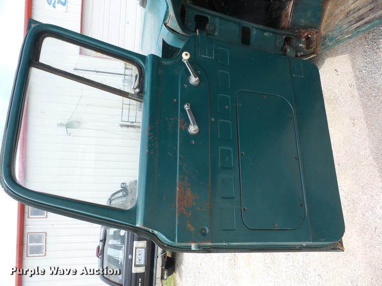 image for item BI9539 1960 Ford F100 pickup truck