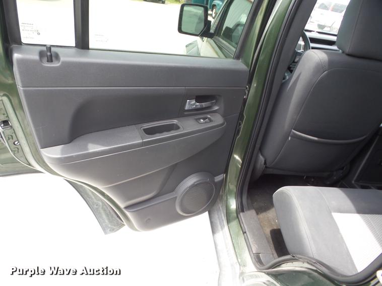 image for item BI9541 2009 Jeep Liberty SUV