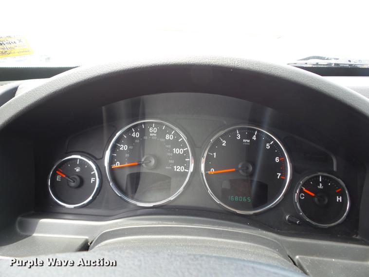 image for item BI9541 2009 Jeep Liberty SUV