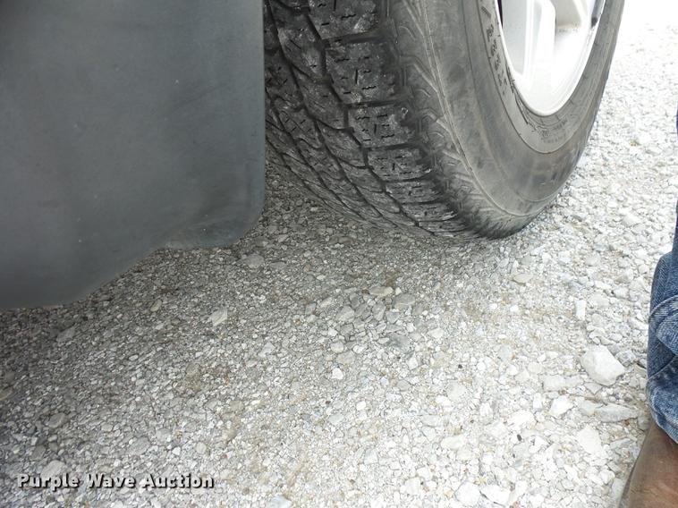 image for item BI9541 2009 Jeep Liberty SUV