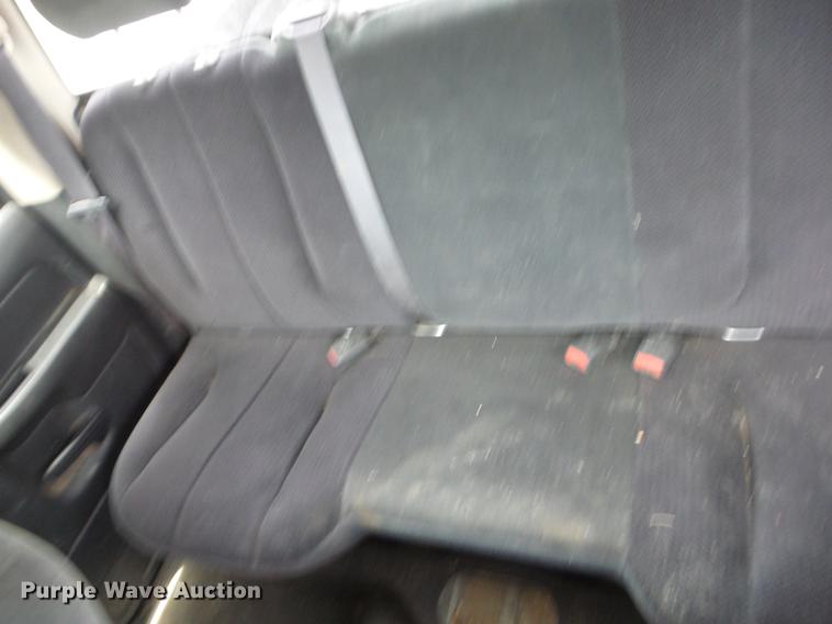 image for item BI9543 2004 Dodge Ram 1500 Quad Cab pickup truck