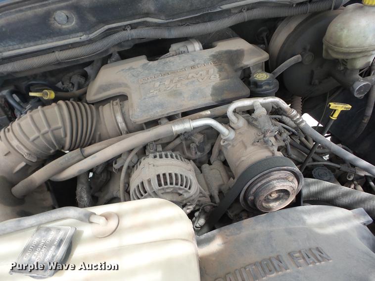 image for item BI9543 2004 Dodge Ram 1500 Quad Cab pickup truck