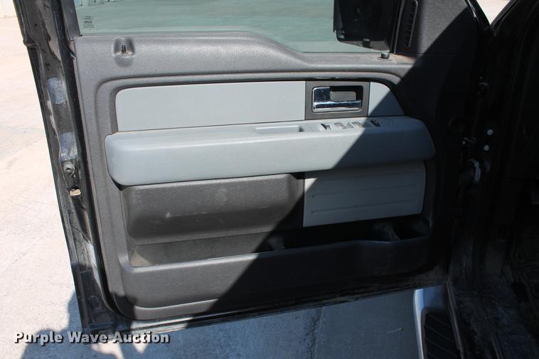 image for item DB5178 2013 Ford F150 XLT SuperCrew pickup truck