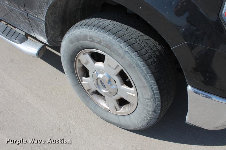 image for item DB5178 2013 Ford F150 XLT SuperCrew pickup truck