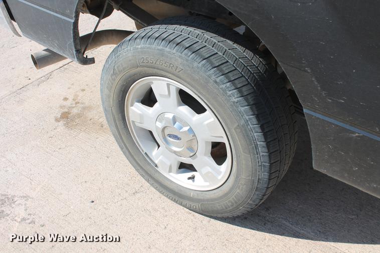 image for item DB5178 2013 Ford F150 XLT SuperCrew pickup truck