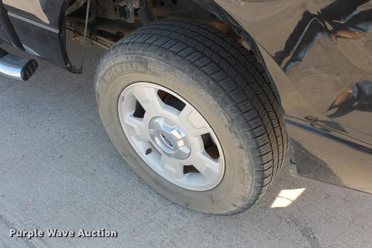 image for item DB5178 2013 Ford F150 XLT SuperCrew pickup truck