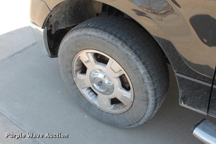 image for item DB5178 2013 Ford F150 XLT SuperCrew pickup truck