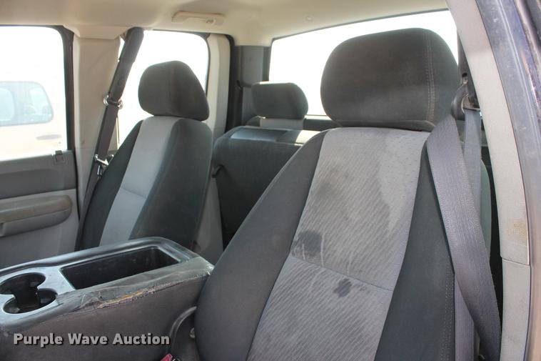 image for item DB5179 2008 Chevrolet Silverado 2500HD LS Ext. Cab pickup truck