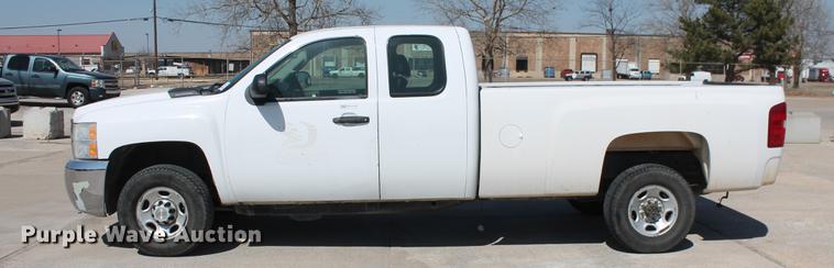 image for item DB5180 2007 Chevrolet Silverado 2500HD LS Ext. Cab pickup truck