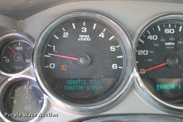 image for item DB5180 2007 Chevrolet Silverado 2500HD LS Ext. Cab pickup truck