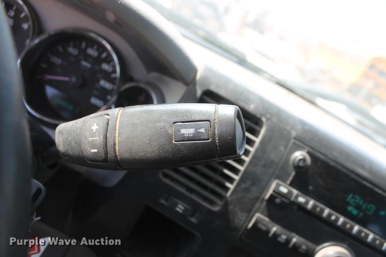 image for item DB5180 2007 Chevrolet Silverado 2500HD LS Ext. Cab pickup truck