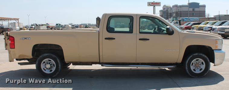 image for item DB5181 2009 Chevrolet Silverado 2500HD Crew Cab pickup truck