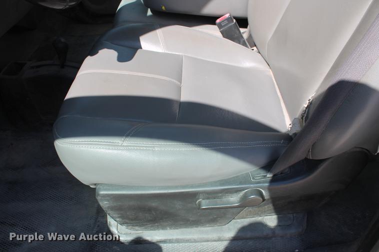 image for item DB5181 2009 Chevrolet Silverado 2500HD Crew Cab pickup truck