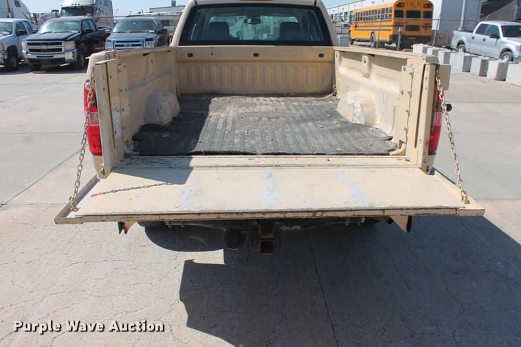 image for item DB5181 2009 Chevrolet Silverado 2500HD Crew Cab pickup truck