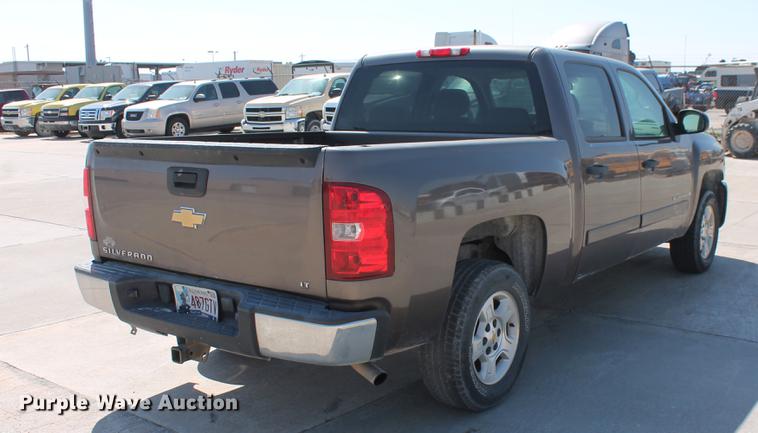 image for item DB5182 2008 Chevrolet Silverado 1500 LT Crew Cab pickup truck