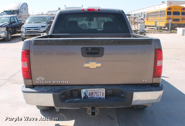 image for item DB5182 2008 Chevrolet Silverado 1500 LT Crew Cab pickup truck