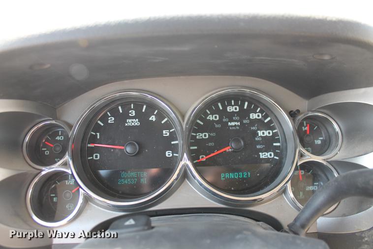 image for item DB5182 2008 Chevrolet Silverado 1500 LT Crew Cab pickup truck