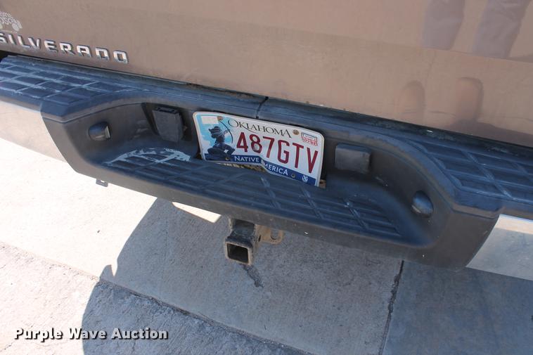 image for item DB5182 2008 Chevrolet Silverado 1500 LT Crew Cab pickup truck