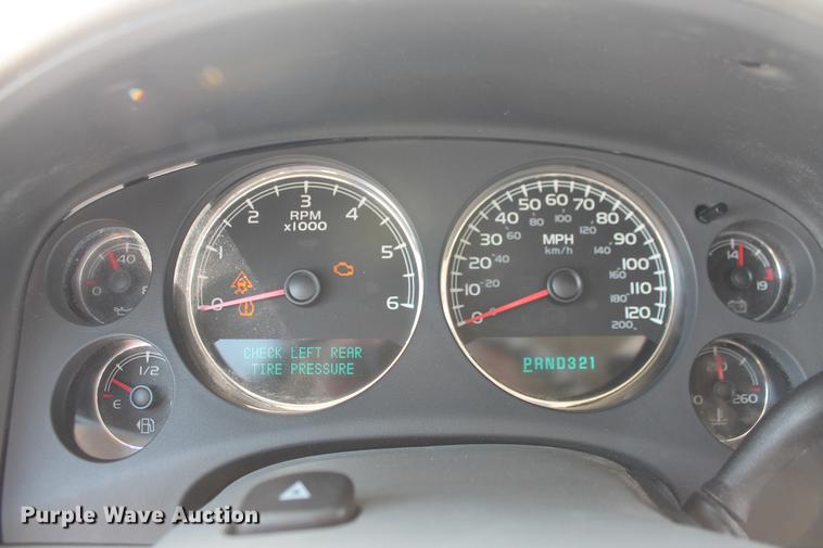 image for item DB5183 2007 GMC Yukon XL SUV