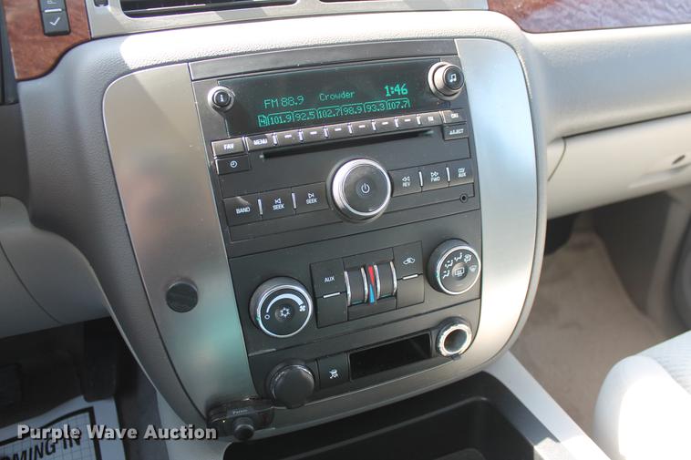 image for item DB5183 2007 GMC Yukon XL SUV