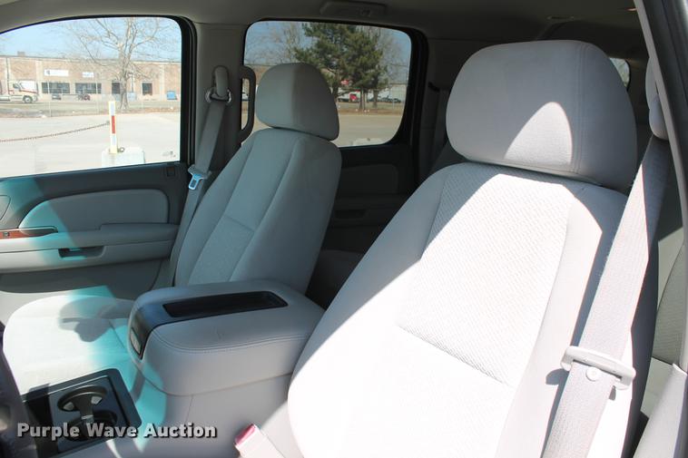 image for item DB5183 2007 GMC Yukon XL SUV