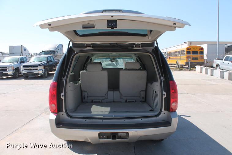 image for item DB5183 2007 GMC Yukon XL SUV