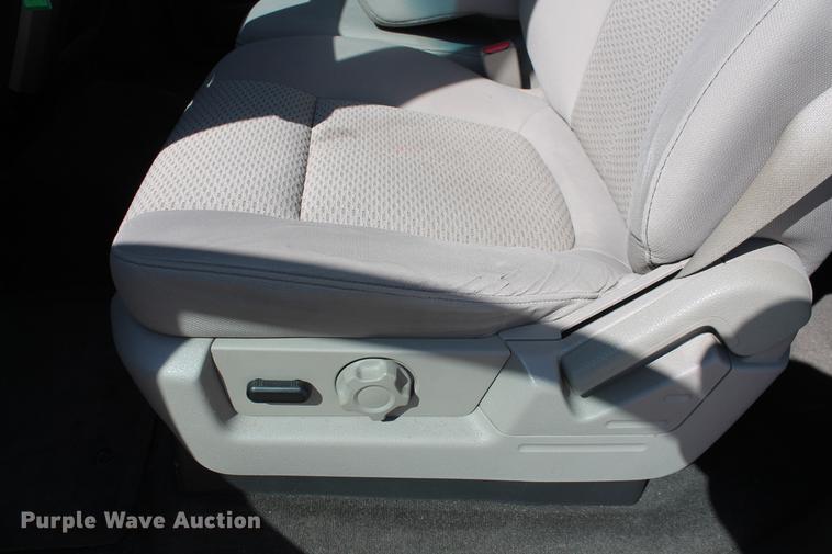 image for item DB5184 2010 Ford F150 XLT SuperCrew pickup truck