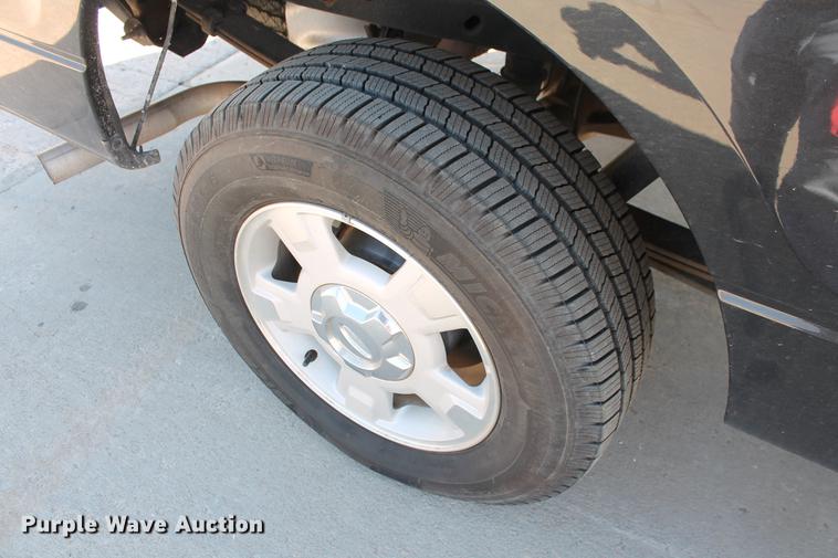 image for item DB5184 2010 Ford F150 XLT SuperCrew pickup truck