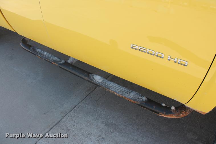 image for item DB5186 2012 Chevrolet Silverado 2500HD LS Ext. Cab pickup truck