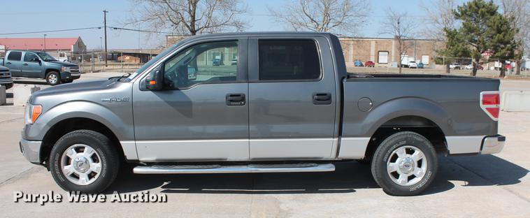 image for item DB5189 2011 Ford F150 XLT SuperCrew pickup truck