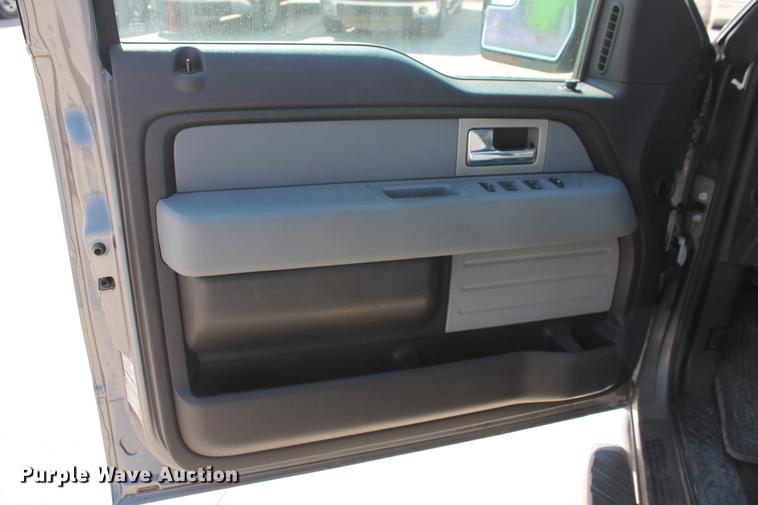 image for item DB5189 2011 Ford F150 XLT SuperCrew pickup truck