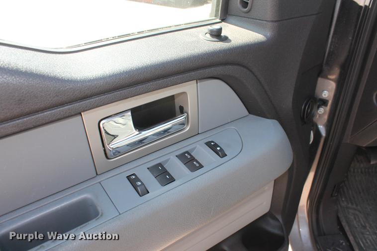 image for item DB5189 2011 Ford F150 XLT SuperCrew pickup truck