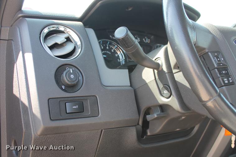 image for item DB5189 2011 Ford F150 XLT SuperCrew pickup truck