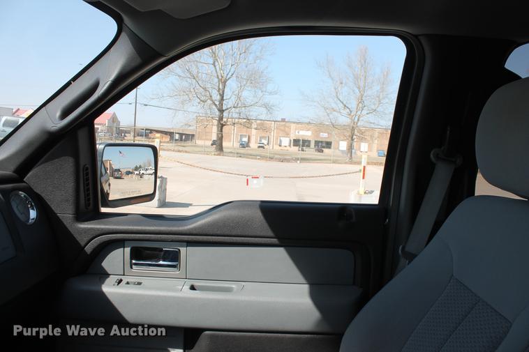 image for item DB5189 2011 Ford F150 XLT SuperCrew pickup truck