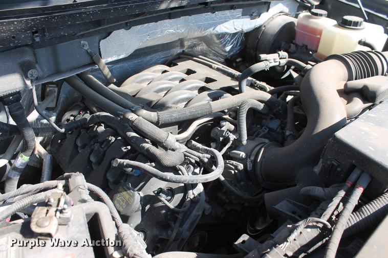 image for item DB5189 2011 Ford F150 XLT SuperCrew pickup truck