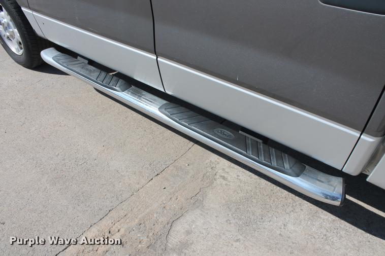 image for item DB5189 2011 Ford F150 XLT SuperCrew pickup truck