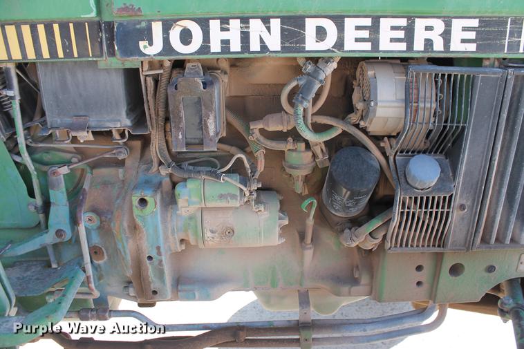 image for item DB5194 1990 John Deere 2155 tractor