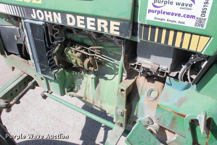 image for item DB5194 1990 John Deere 2155 tractor