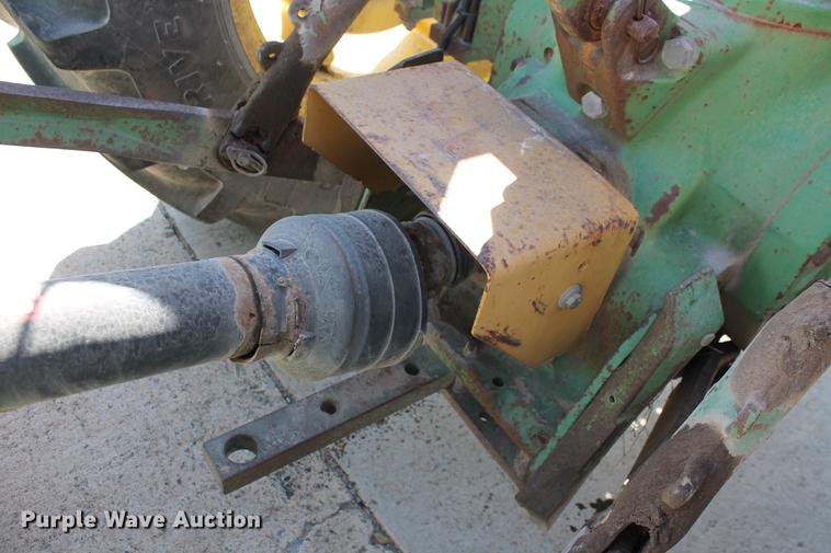 image for item DB5194 1990 John Deere 2155 tractor