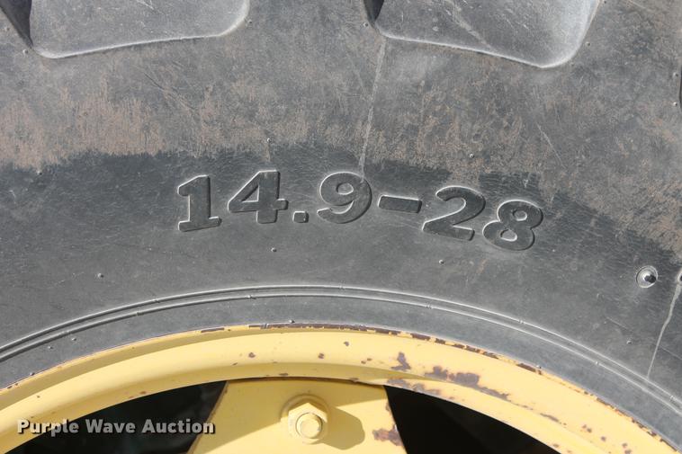 image for item DB5194 1990 John Deere 2155 tractor