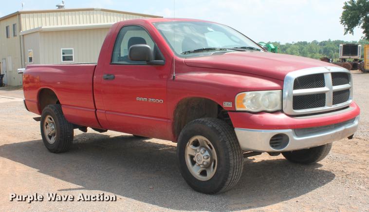image for item DB5210 2004 Dodge Ram 2500HD SLT pickup truck