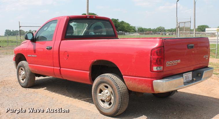 image for item DB5210 2004 Dodge Ram 2500HD SLT pickup truck