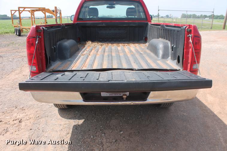 image for item DB5210 2004 Dodge Ram 2500HD SLT pickup truck