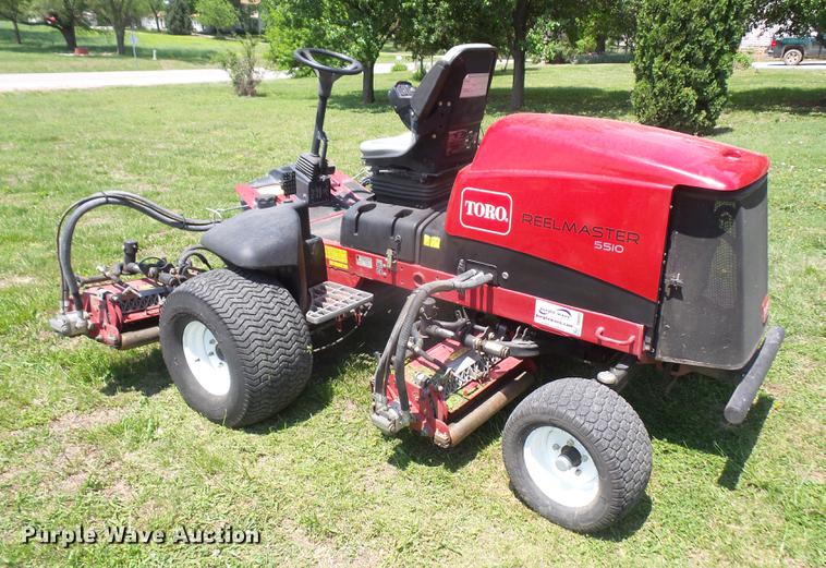 image for item DB6065 2007 Toro Reelmaster 5510 reel mower